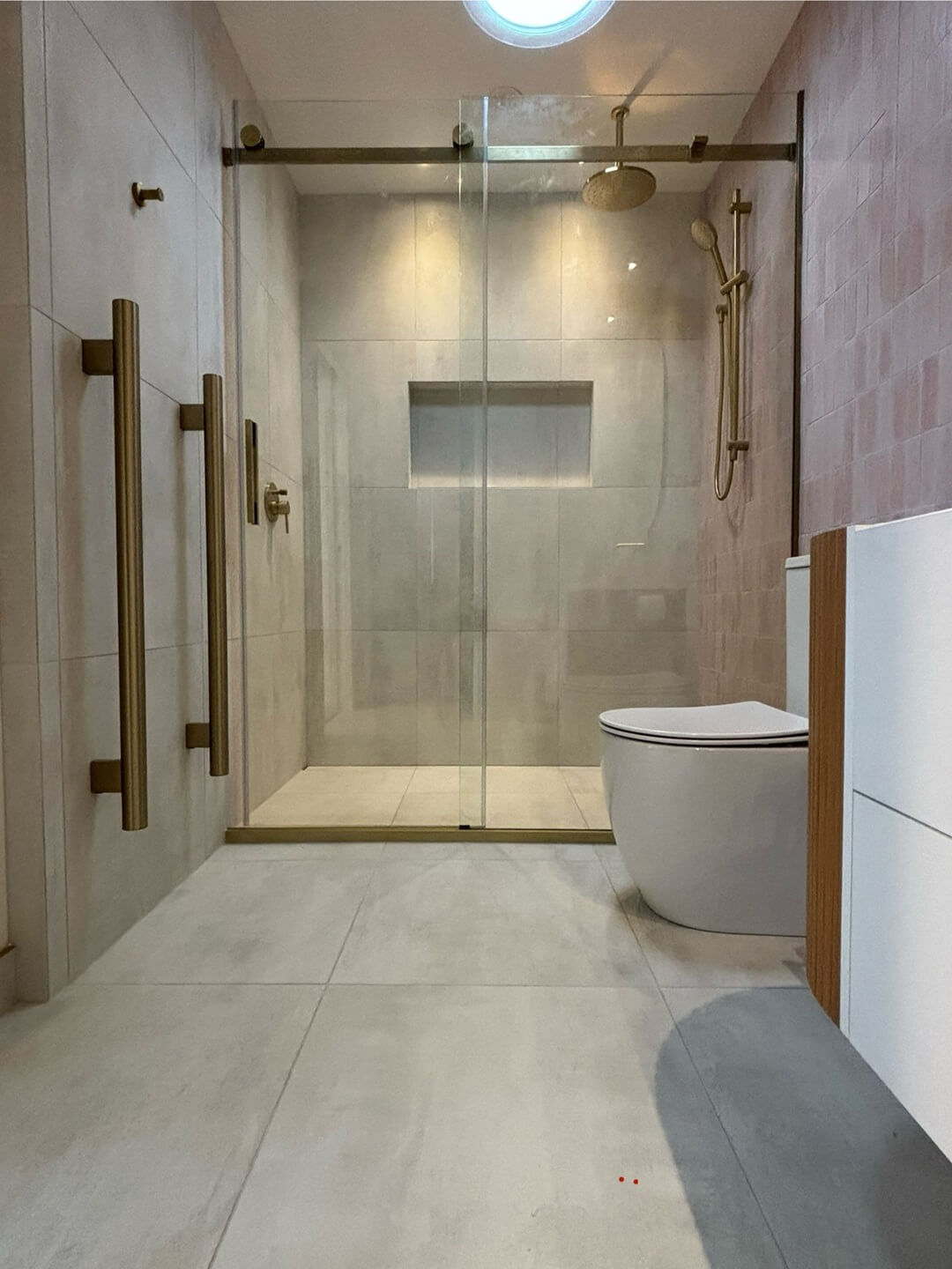 Commons Avenue full bathroom renovation